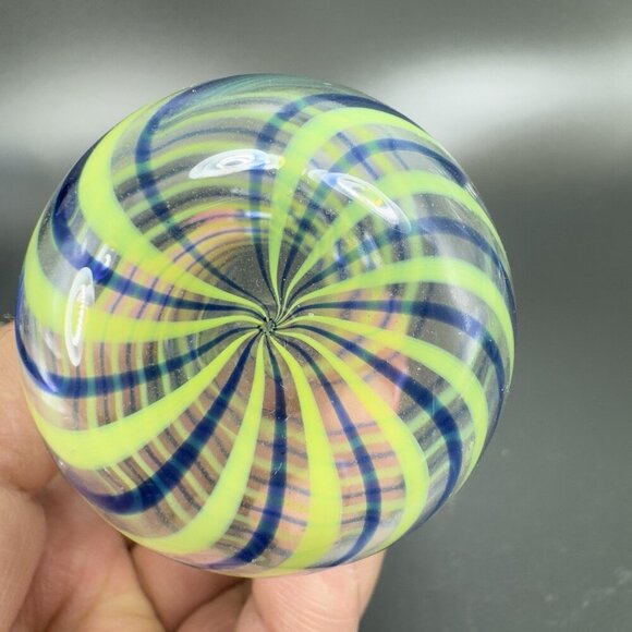 Vintage 1930s Bimini Glass Miniature Vase Vessel Thin Blown Glass Delicate Swirl - Picture 7 of 13